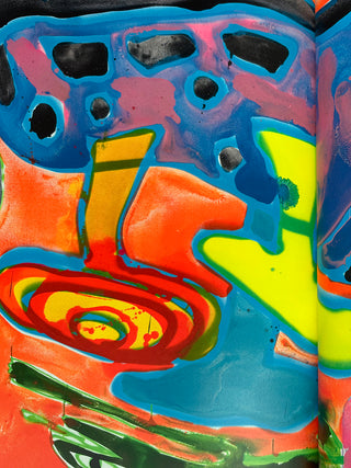 Katherine Bernhardt - Why is a mushroom growing in my shower?