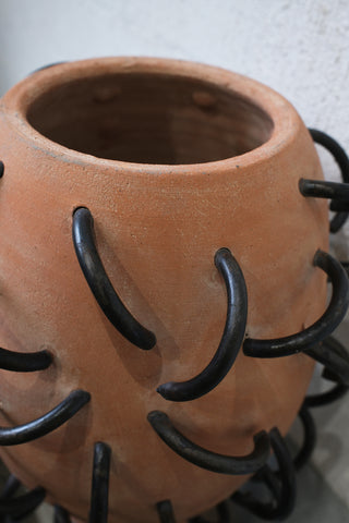NADA TERRACOTA VESSEL  -  DIEGO OLIVERO STUDIO