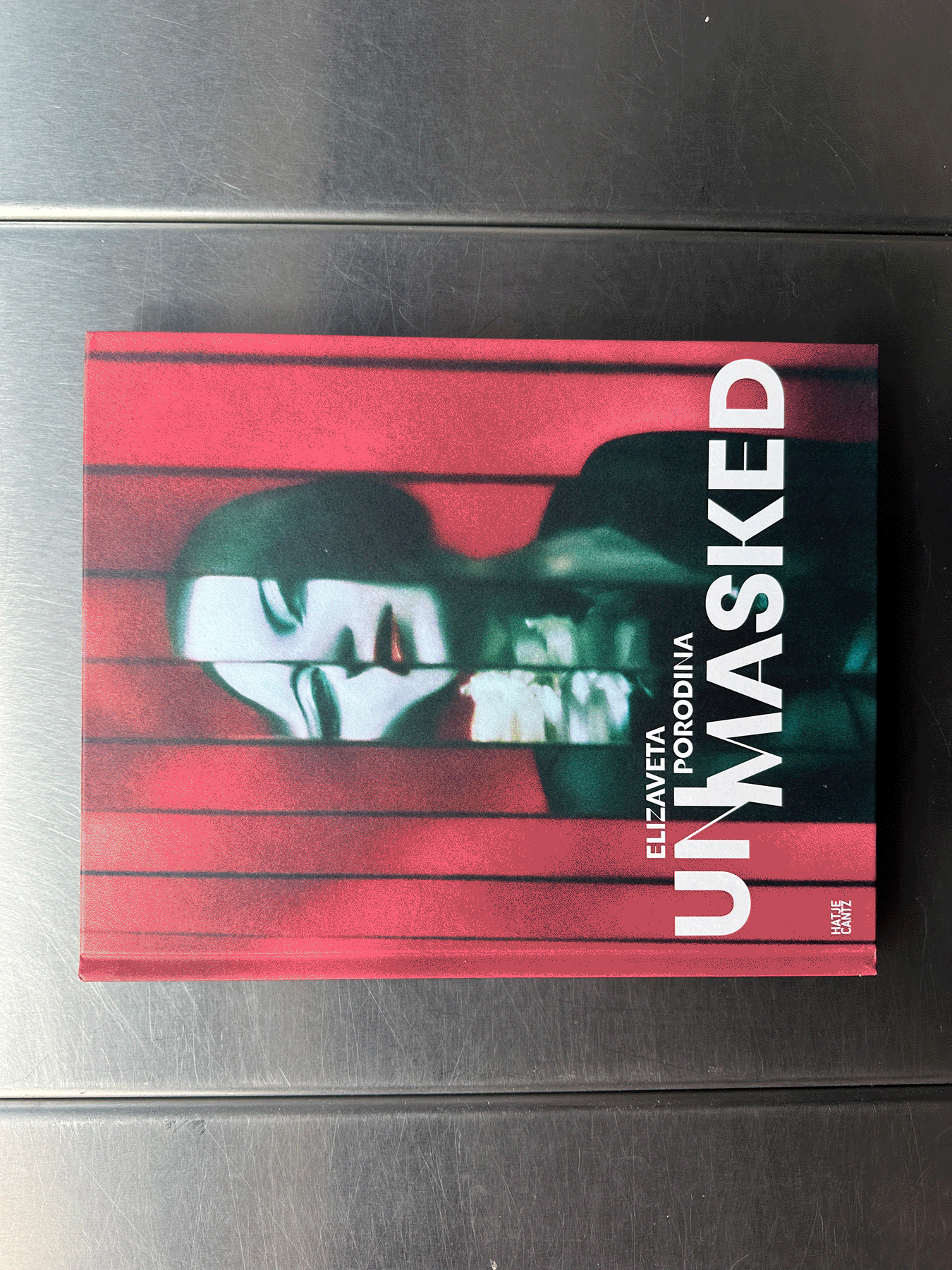 Elizaveta Porodina - UN/MASKED – STRATEAS CARLUCCI Elizaveta Porodina - UN/MASKED – STRATEAS CARLUCCI